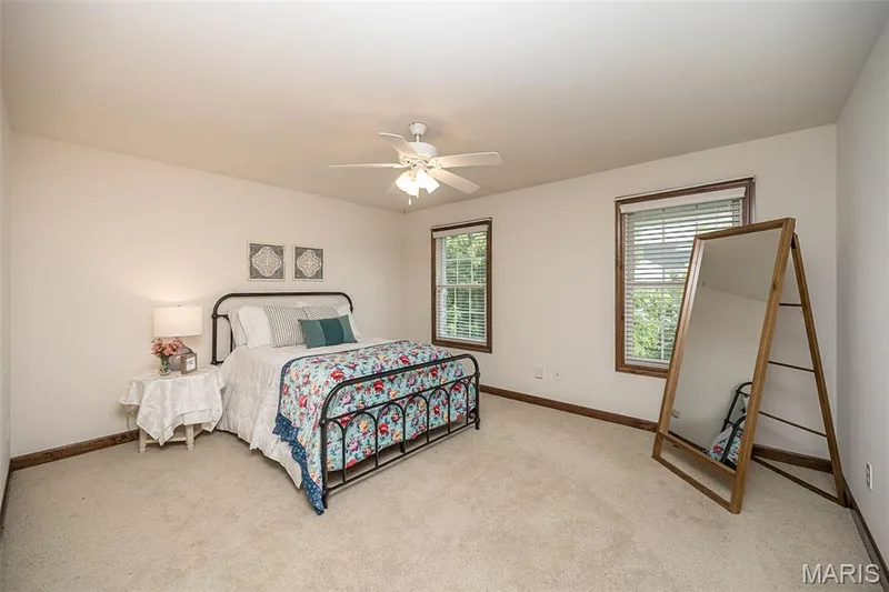 909 Oxford Trail Drive, St Peters, MO 63376 — listing photo 25 of 45