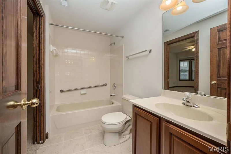 909 Oxford Trail Drive, St Peters, MO 63376 — listing photo 36 of 45