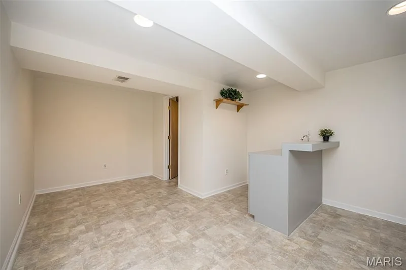 1538 Woodroyal West Drive, Chesterfield, MO 63017 — listing photo 46 of 68