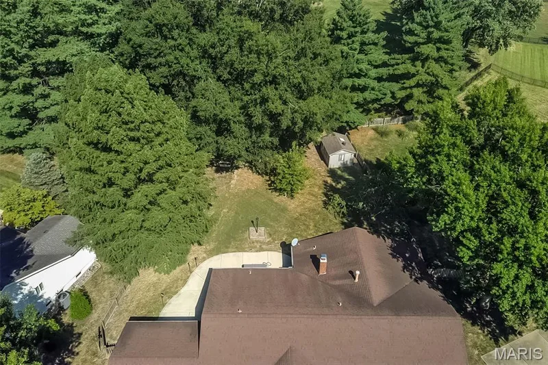 1538 Woodroyal West Drive, Chesterfield, MO 63017 — listing photo 60 of 68
