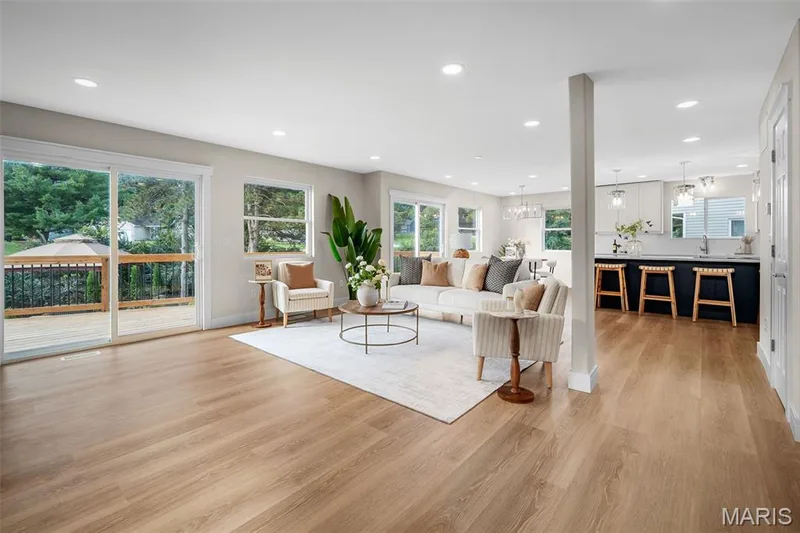 Open concept for todays living. — 14 Bayside Court, Lake St. Louis, MO 63367