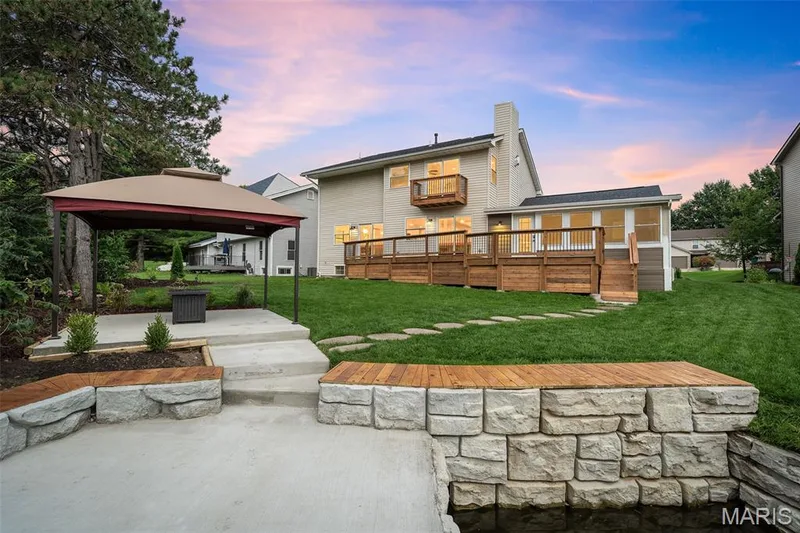 Your backyard oasis! — 14 Bayside Court, Lake St. Louis, MO 63367