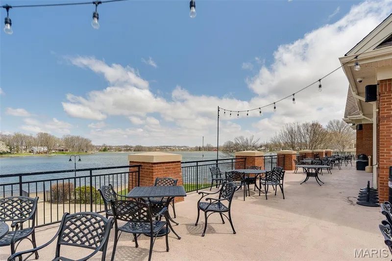 Enjoy a great meal on the patio. — 14 Bayside Court, Lake St. Louis, MO 63367