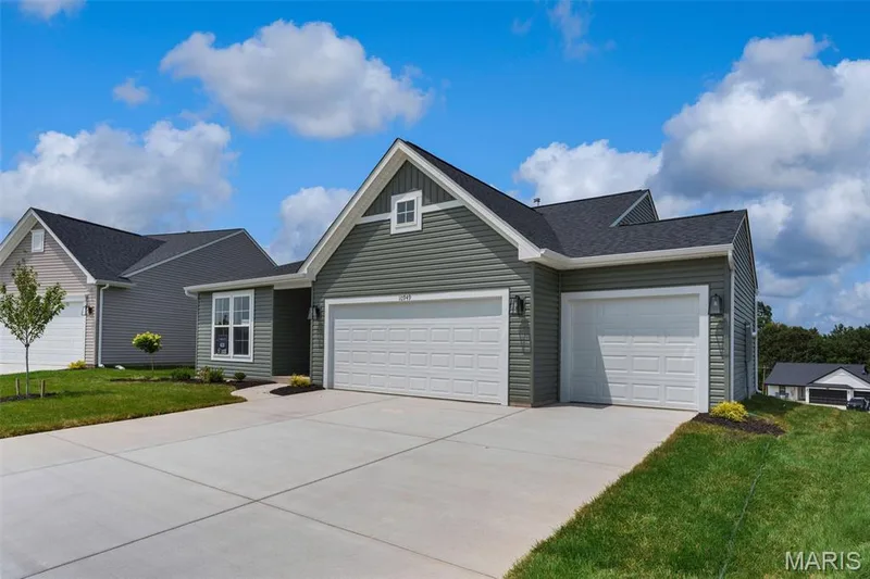 10949 S Providence Drive, Foristell, MO 63348 — listing photo 2 of 10
