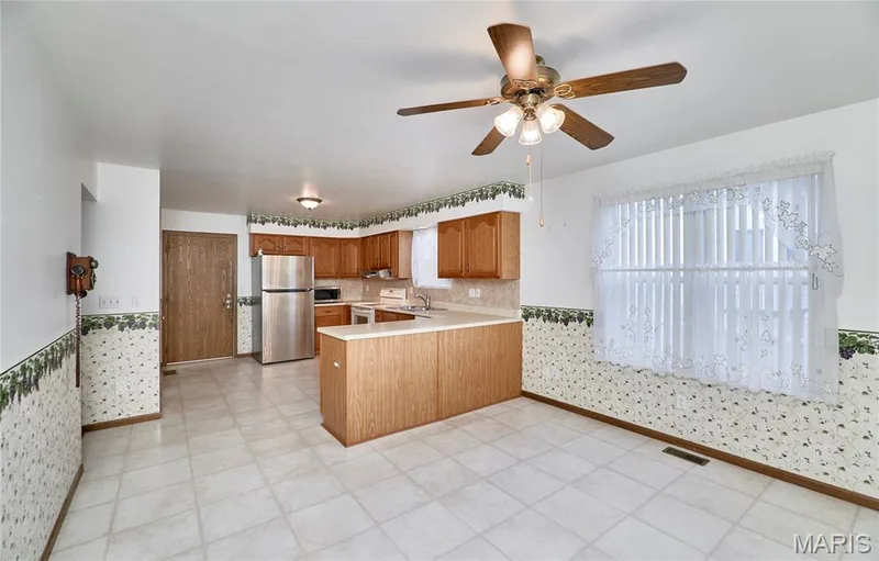 207 Sassafras Parc Drive, O'Fallon, MO 63368 — listing photo 32 of 71