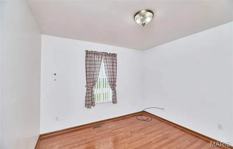 207 Sassafras Parc Drive, O'Fallon, MO 63368 — listing photo 41 of 71