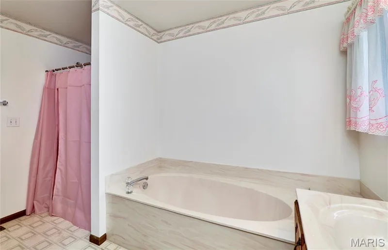207 Sassafras Parc Drive, O'Fallon, MO 63368 — listing photo 54 of 71