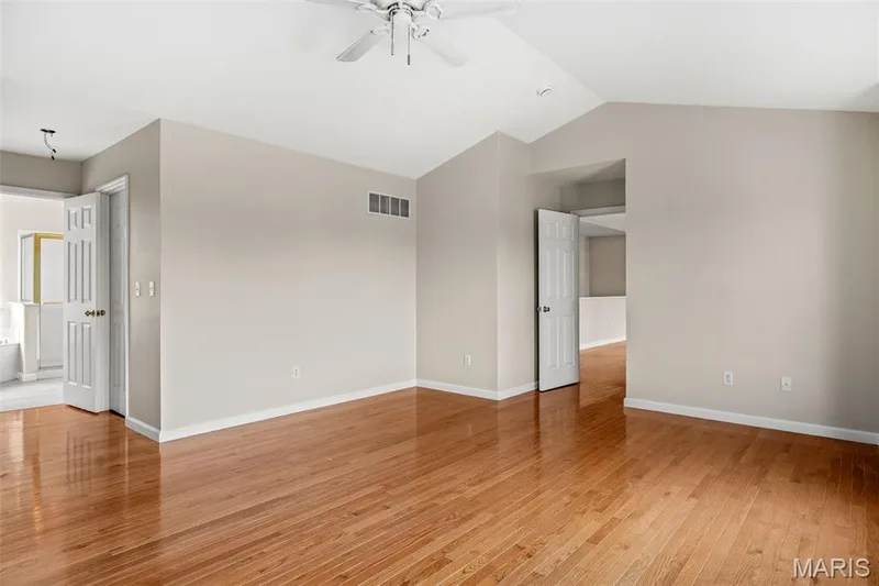 4185 Stonecroft Drive, St Charles, MO 63304 — listing photo 21 of 38