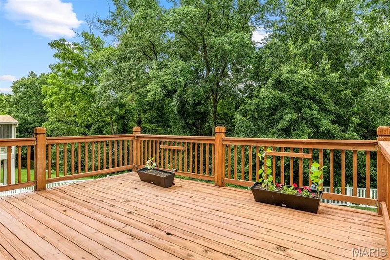 4185 Stonecroft Drive, St Charles, MO 63304 — listing photo 33 of 38