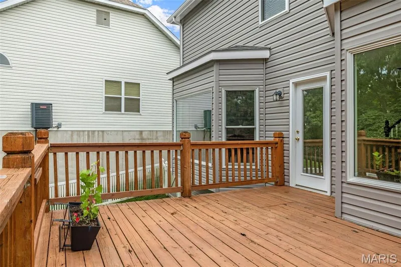 4185 Stonecroft Drive, St Charles, MO 63304 — listing photo 34 of 38