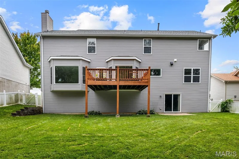 4185 Stonecroft Drive, St Charles, MO 63304 — listing photo 36 of 38