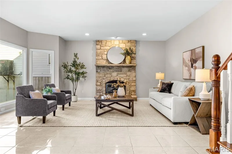 4185 Stonecroft Drive, St Charles, MO 63304 — listing photo 15 of 42