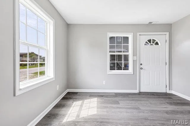 302 Hilltop Drive, Wentzville, MO 63385 — listing photo 13 of 22