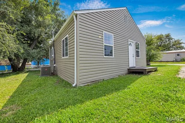 302 Hilltop Drive, Wentzville, MO 63385 — listing photo 19 of 22