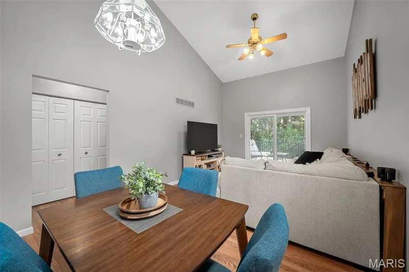 605 Timber Creek Trail, O'Fallon, MO 63368 — listing photo 6 of 29