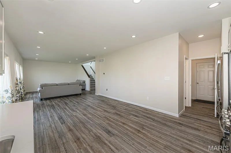 Looking into the Breakfast Room from the Kitchen — 812 Colony Ridge Court, Foristell, MO 63348
