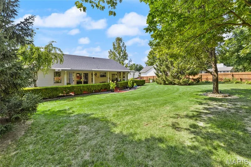 38 Fawn Valley Circle, St Peters, MO 63376 — listing photo 11 of 49