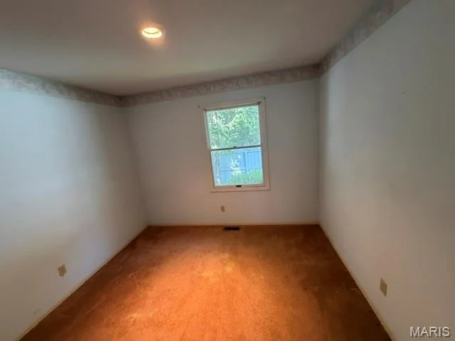 16323 Bellingham Drive, Chesterfield, MO 63017 — listing photo 17 of 32