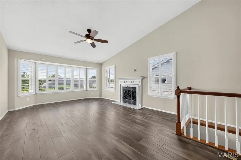 36 Lienemann Court, St Peters, MO 63303 — listing photo 3 of 35
