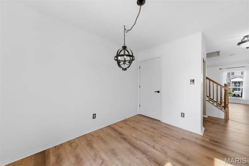 744 Hyde Drive, O'Fallon, MO 63366 — listing photo 12 of 35