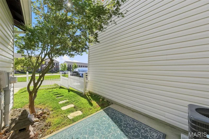 Private Courtyard — 744 Hyde Drive, O'Fallon, MO 63366