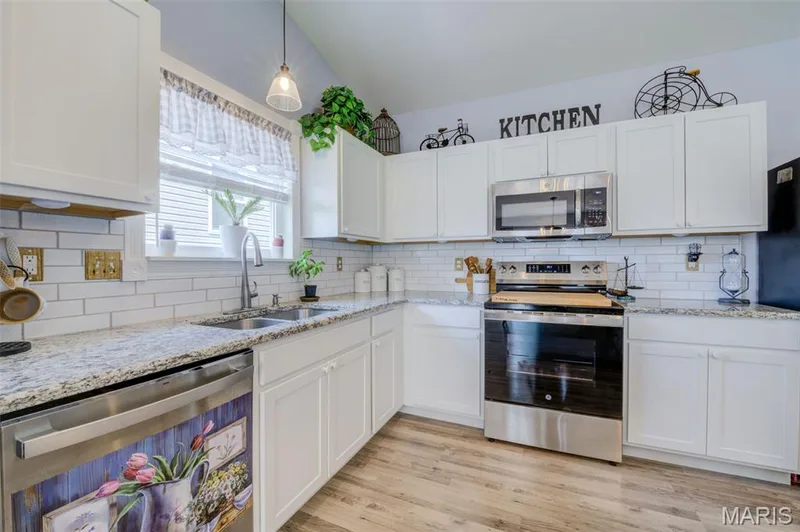 418 Dusty Brook Drive, O'Fallon, MO 63366 — listing photo 14 of 44