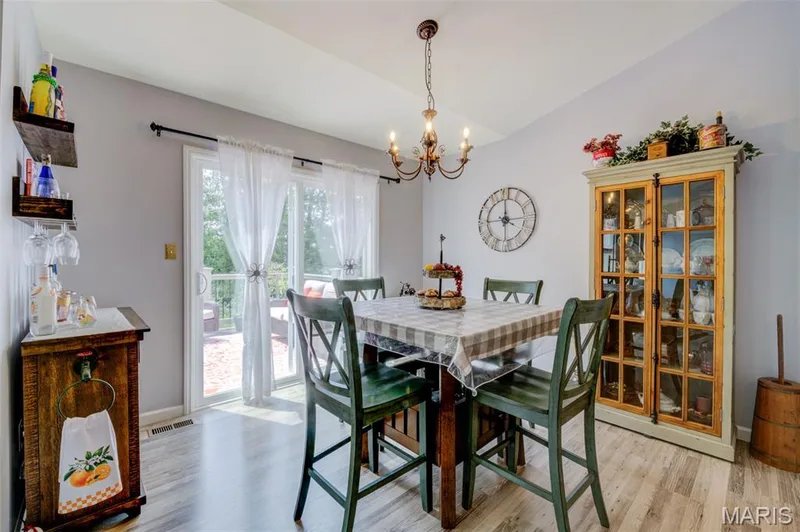 418 Dusty Brook Drive, O'Fallon, MO 63366 — listing photo 15 of 44