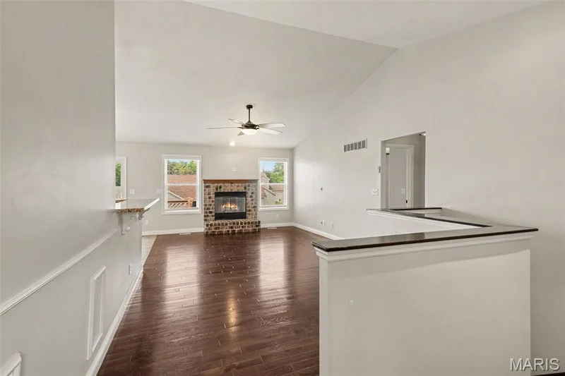 520 Sceptre Road, Wentzville, MO 63385 — listing photo 2 of 15