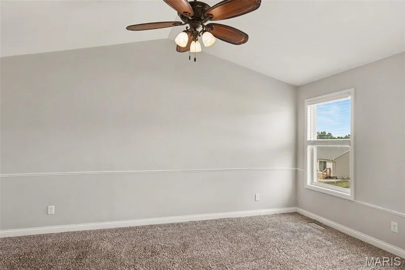 520 Sceptre Road, Wentzville, MO 63385 — listing photo 6 of 15
