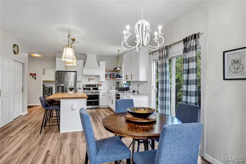 611 Knollshire Way, Dardenne Prairie, MO 63368 — listing photo 18 of 49
