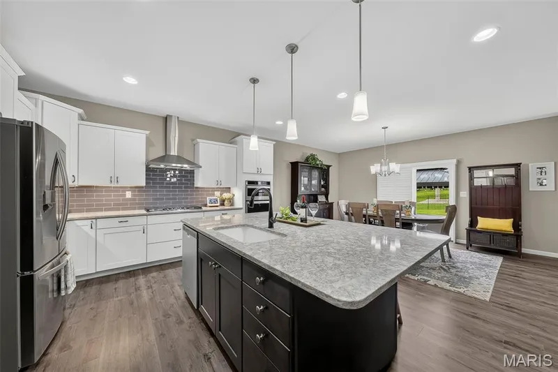 219 Mason Glen Drive, Lake St. Louis, MO 63367 — listing photo 4 of 56