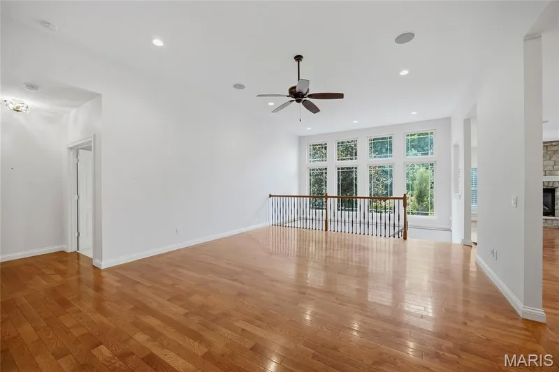 428 Fort Saratoga, St Charles, MO 63303 — listing photo 6 of 38