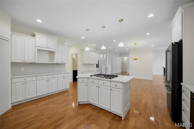 428 Fort Saratoga, St Charles, MO 63303 — listing photo 11 of 38