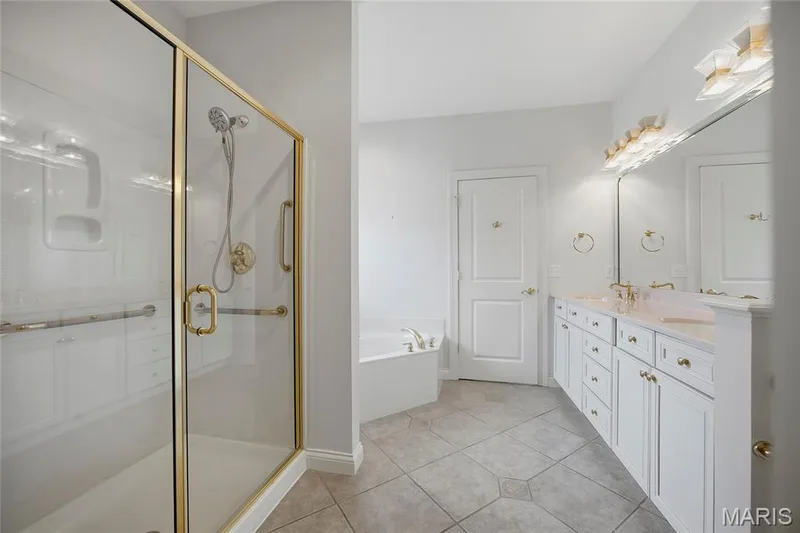428 Fort Saratoga, St Charles, MO 63303 — listing photo 15 of 38