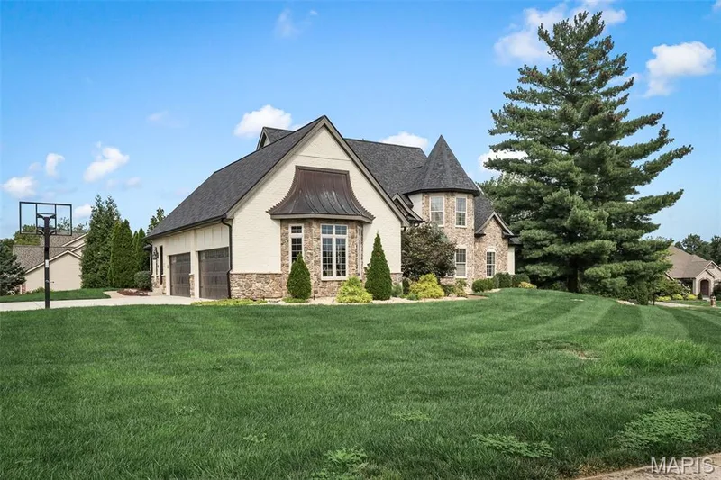 107 Place De Yeager, Lake St. Louis, MO 63367 — listing photo 4 of 73