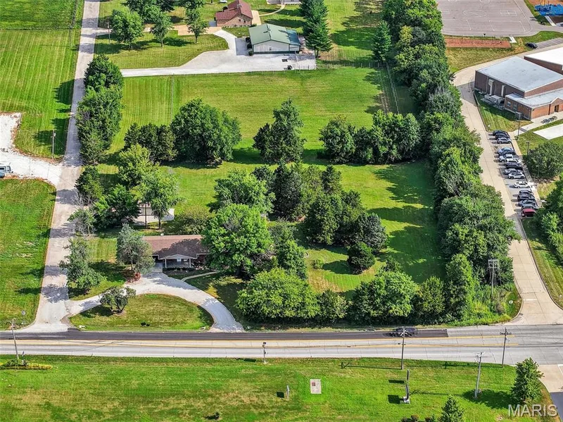 451 E Highway N, Wentzville, MO 63385 — listing photo 1 of 53