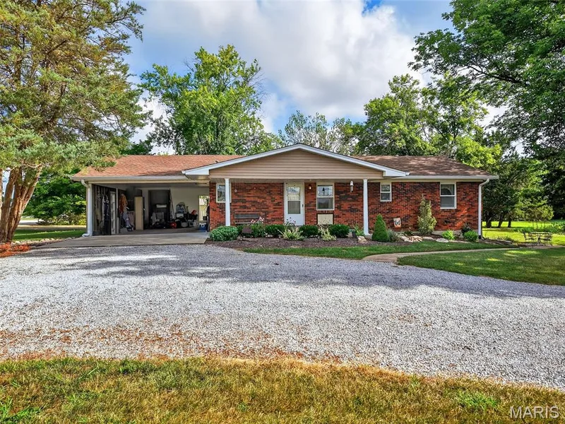 451 E Highway N, Wentzville, MO 63385 — listing photo 2 of 53