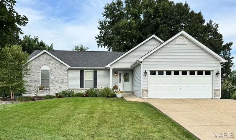 7523 Cinnamon Teal Drive, O'Fallon, MO 63368 — listing photo 41 of 42