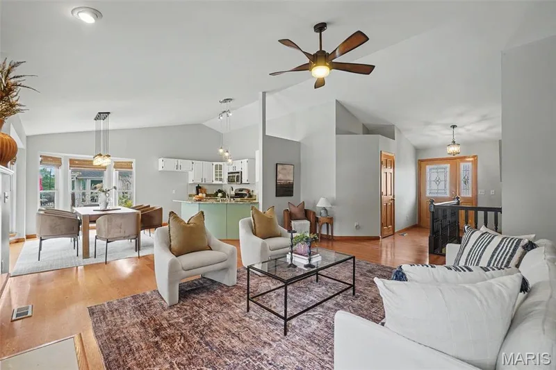 7523 Cinnamon Teal Drive, O'Fallon, MO 63368 — listing photo 7 of 42