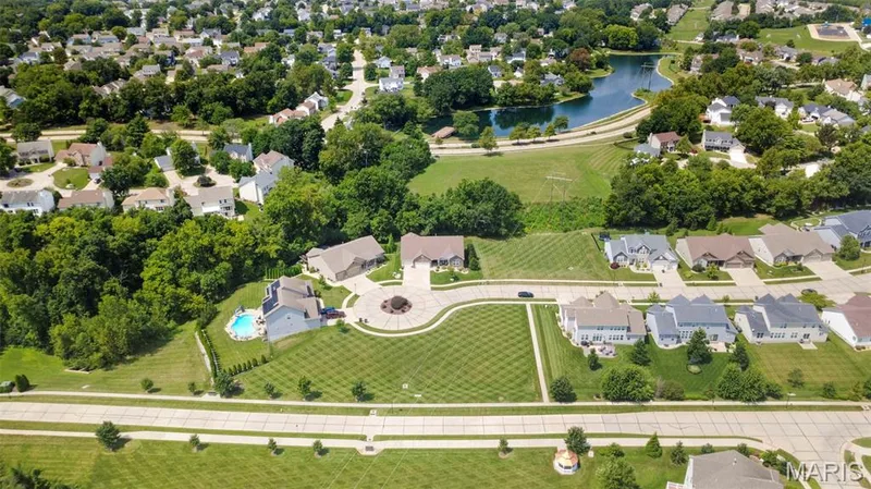 787 Wilbie Court, O'Fallon, MO 63368 — listing photo 4 of 52