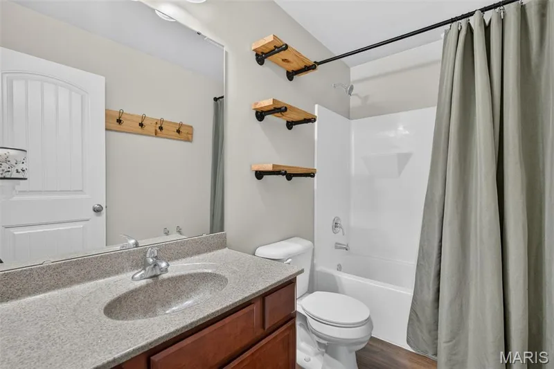 141 Katie Lynn Court, Wentzville, MO 63385 — listing photo 11 of 51