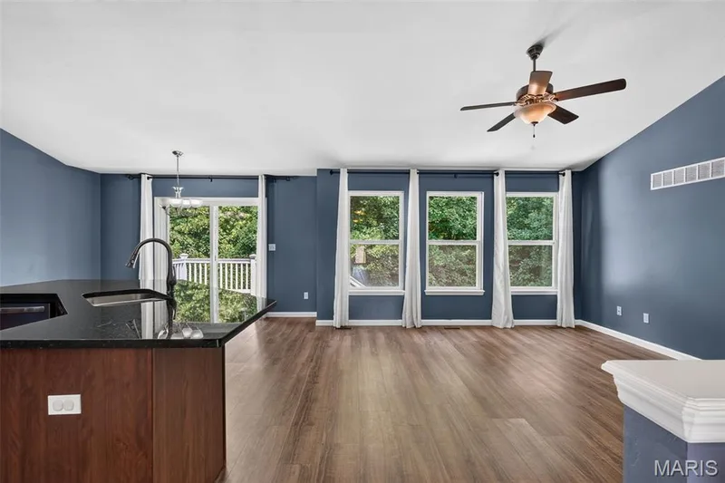 141 Katie Lynn Court, Wentzville, MO 63385 — listing photo 17 of 51