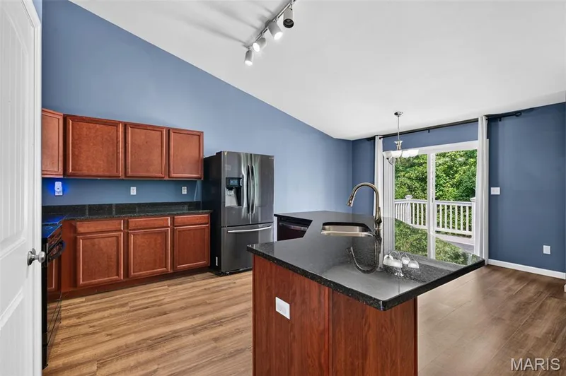 141 Katie Lynn Court, Wentzville, MO 63385 — listing photo 18 of 51