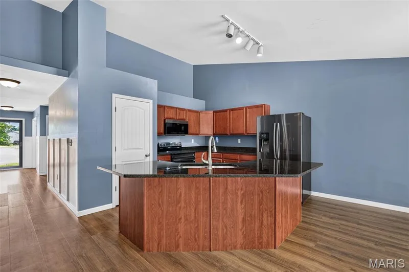 141 Katie Lynn Court, Wentzville, MO 63385 — listing photo 21 of 51