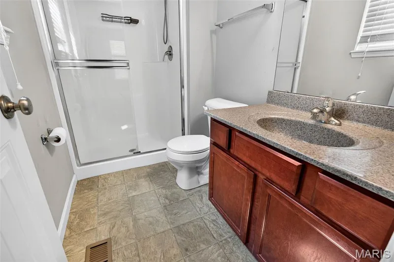 141 Katie Lynn Court, Wentzville, MO 63385 — listing photo 34 of 51