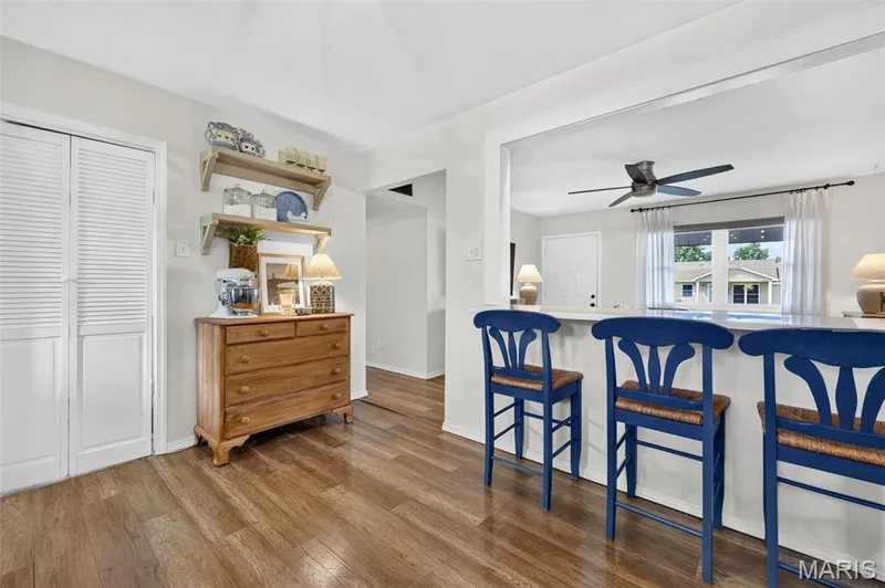 402 Saint Joseph Avenue, St Charles, MO 63366 — listing photo 14 of 32