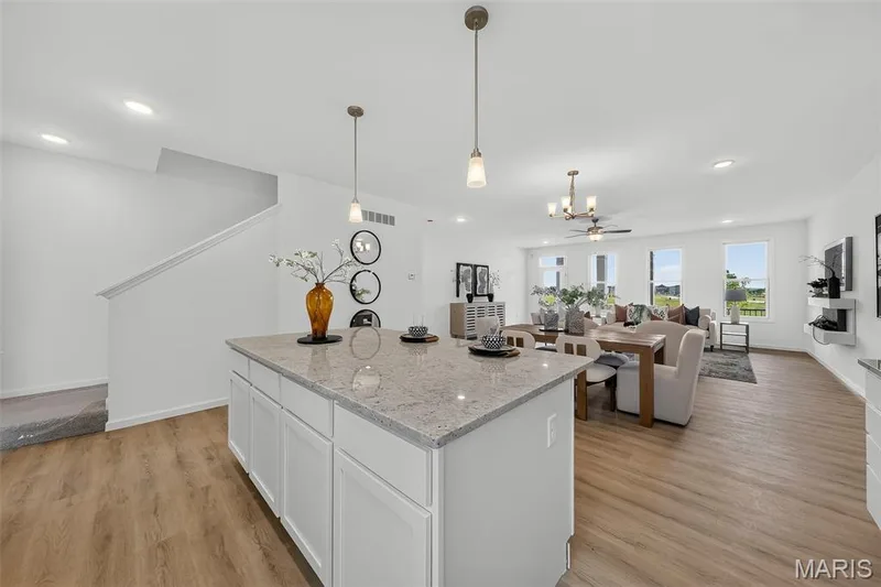 4204 Marais Temps Clair Drive, St Charles, MO 63301 — listing photo 28 of 70