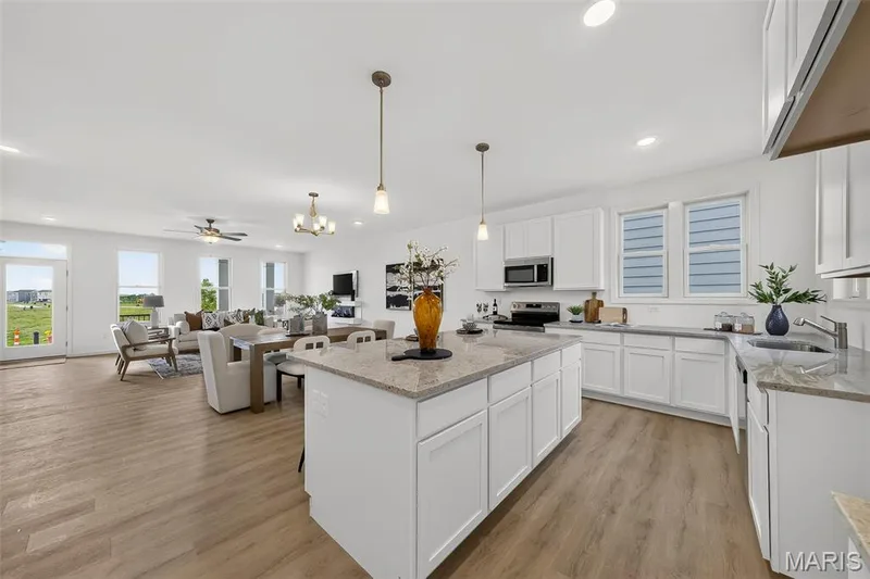 4204 Marais Temps Clair Drive, St Charles, MO 63301 — listing photo 31 of 70