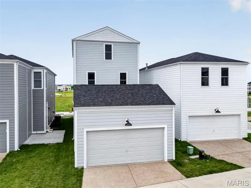 4204 Marais Temps Clair Drive, St Charles, MO 63301 — listing photo 68 of 70