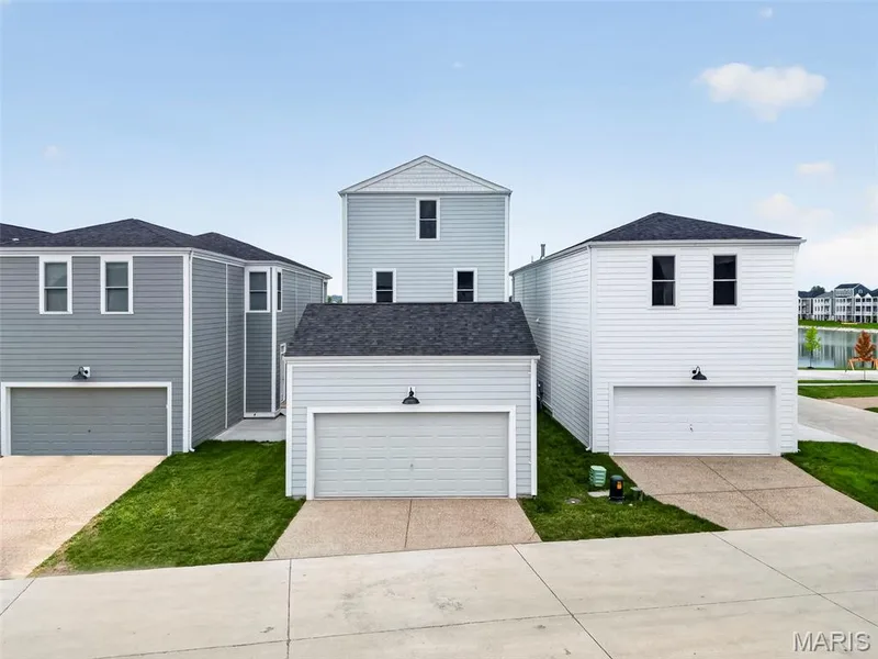 4204 Marais Temps Clair Drive, St Charles, MO 63301 — listing photo 69 of 70
